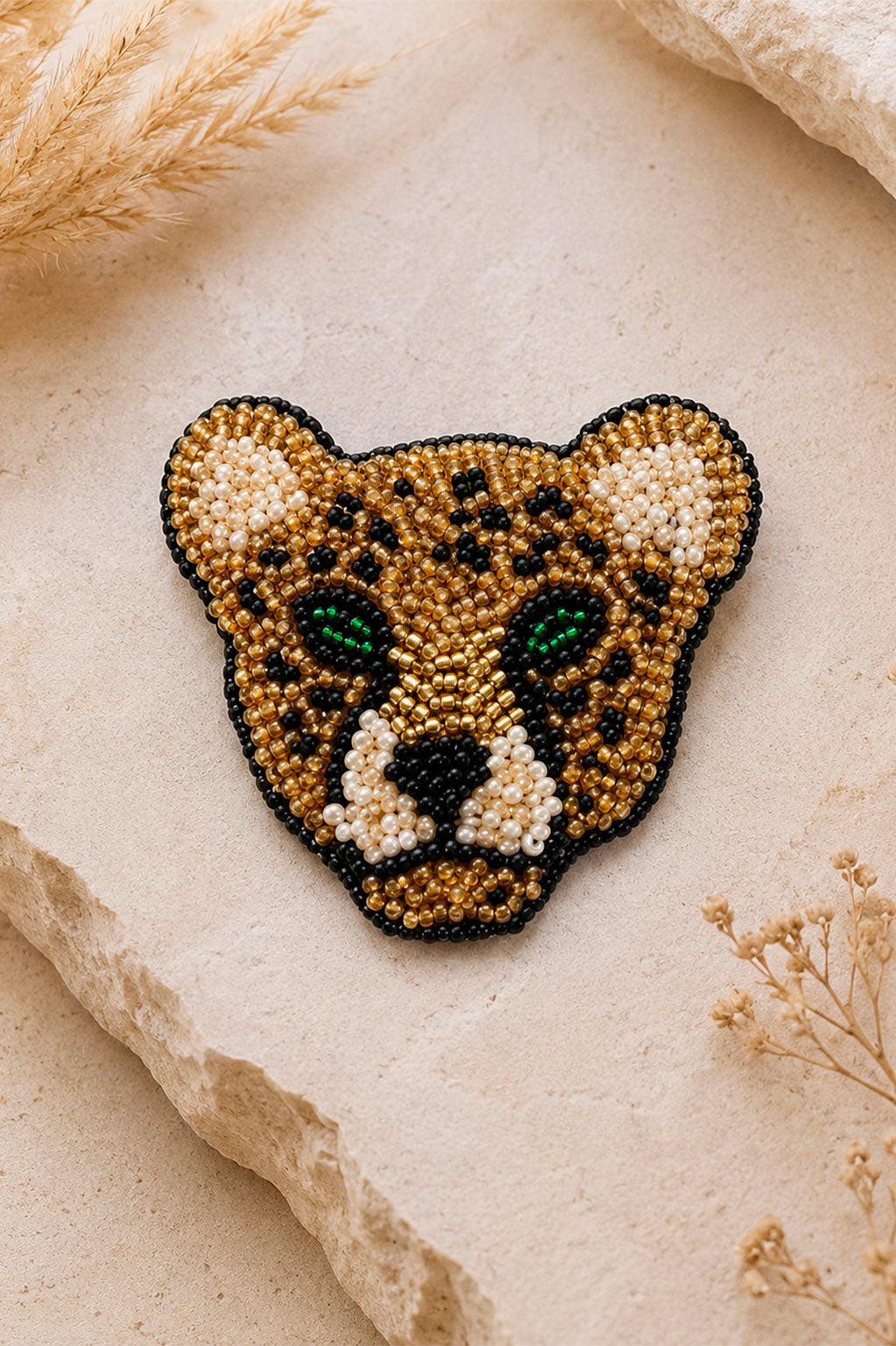 Broche Tigre Hecho a Mano