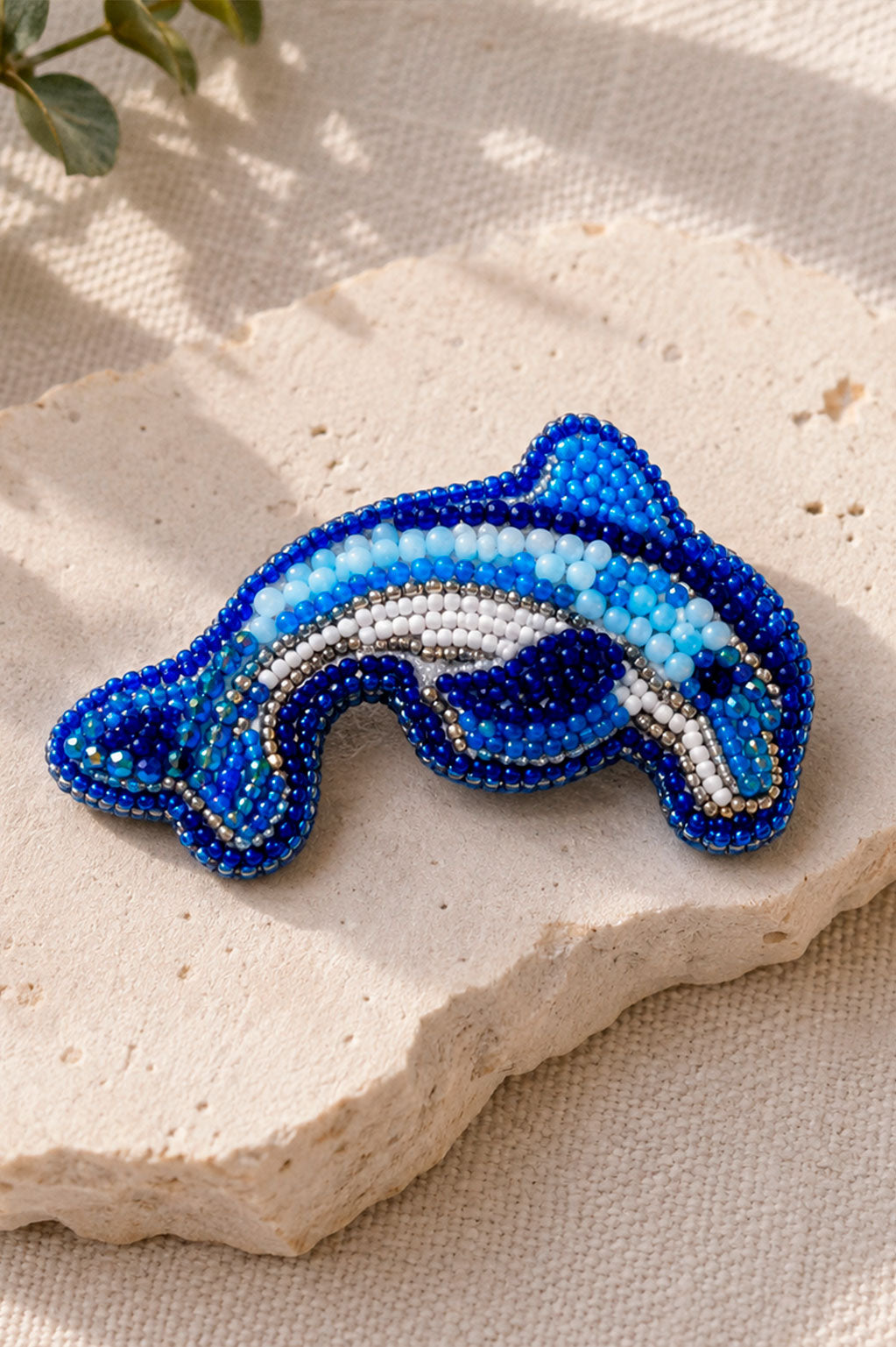 Broche Delfín Hecho a Mano