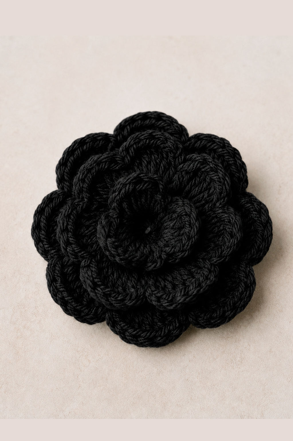 Broche Flor de Crochet Hecho a Mano